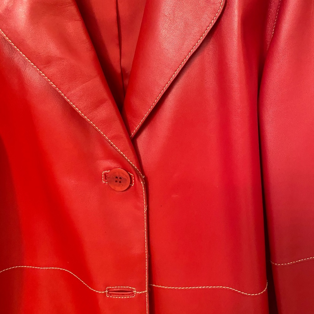 Red leather jacket - Picture 3 of 7